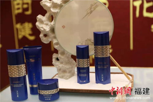 匠谱新篇心力量 片仔癀化妆品召开2019全国零售商峰会 礼品花卉添彩